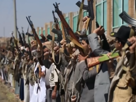 Les Houthis, alliés de l'Iran, en guerre contre l'Arabie Saoudite